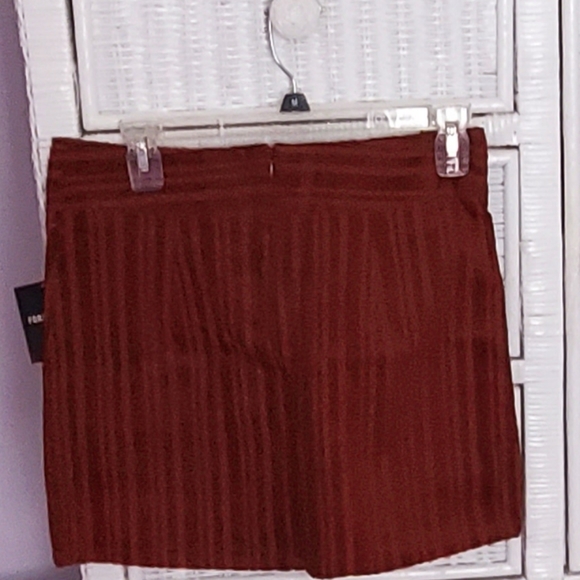Forever 21 Rusty Red Mini Skirt Sz M - Picture 3 of 6